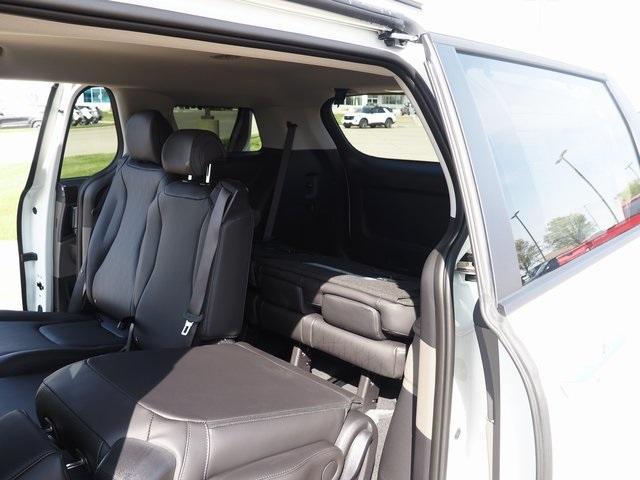 new 2025 Kia Carnival car, priced at $43,195