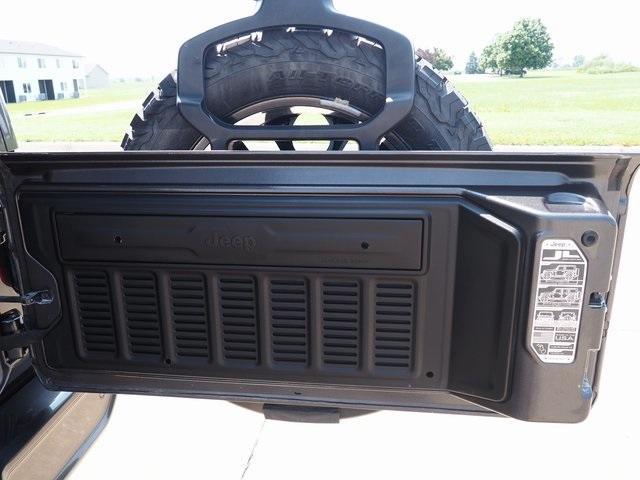 used 2021 Jeep Wrangler Unlimited car, priced at $36,333
