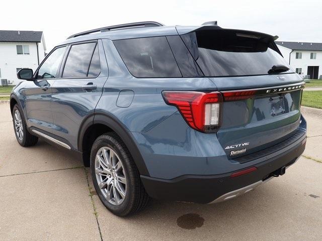 new 2025 Ford Explorer car, priced at $48,222