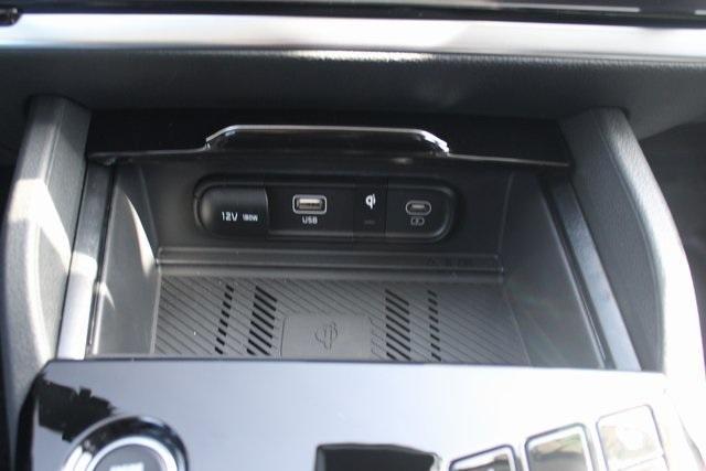 new 2025 Kia Sportage Hybrid car, priced at $35,880