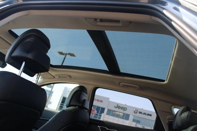 new 2025 Kia Sportage Hybrid car, priced at $35,880
