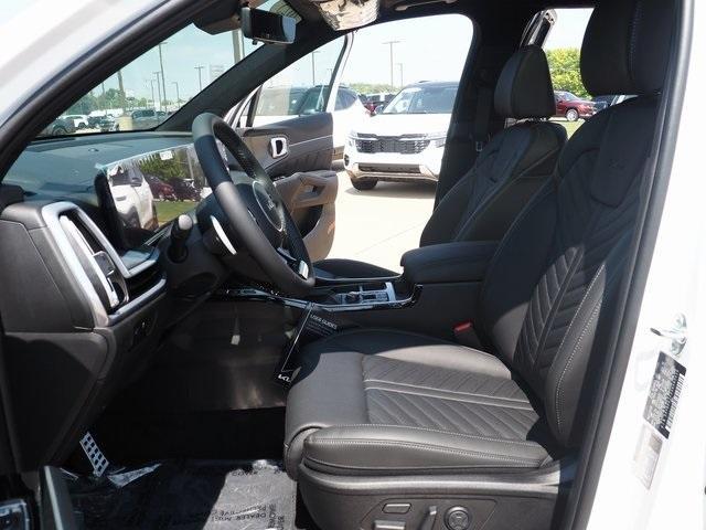 new 2025 Kia Sorento car, priced at $48,555