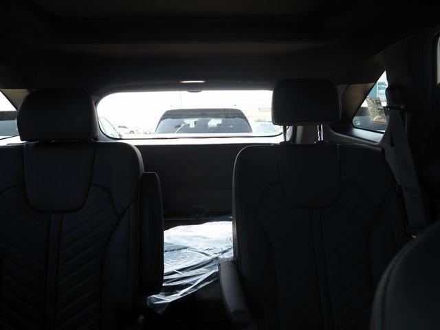 new 2025 Kia Sorento car, priced at $48,555