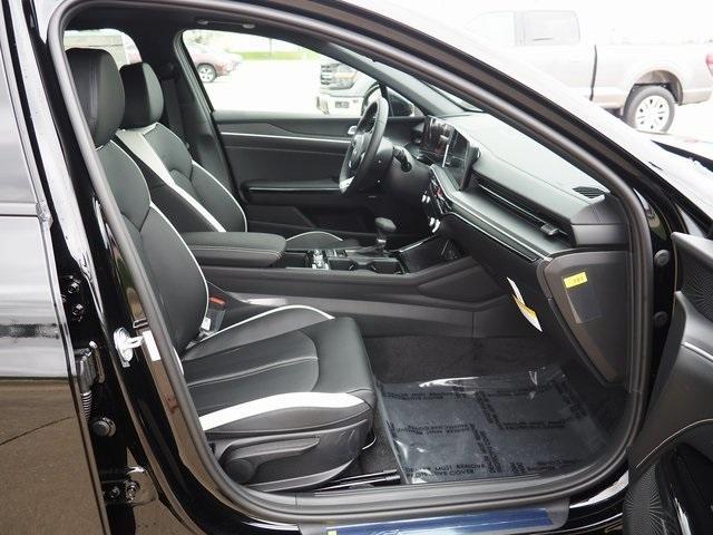 new 2025 Kia K5 car, priced at $33,150