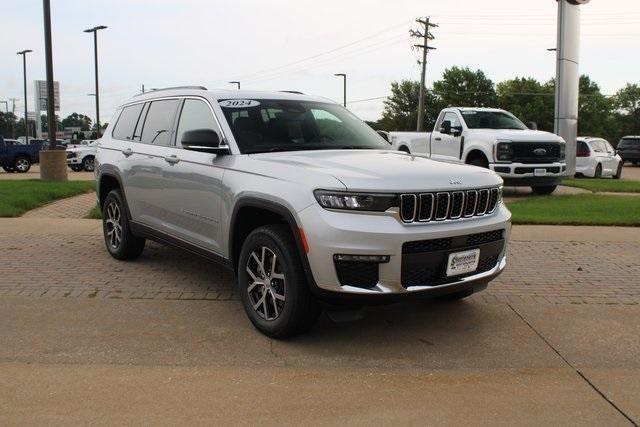 new 2024 Jeep Grand Cherokee L car, priced at $47,294