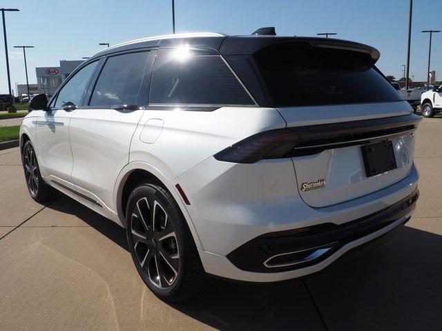 new 2025 Lincoln Nautilus car, priced at $64,208