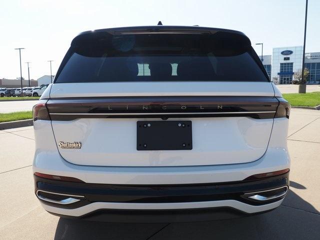 new 2025 Lincoln Nautilus car, priced at $64,208