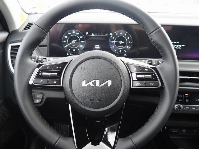 new 2025 Kia Seltos car, priced at $31,745