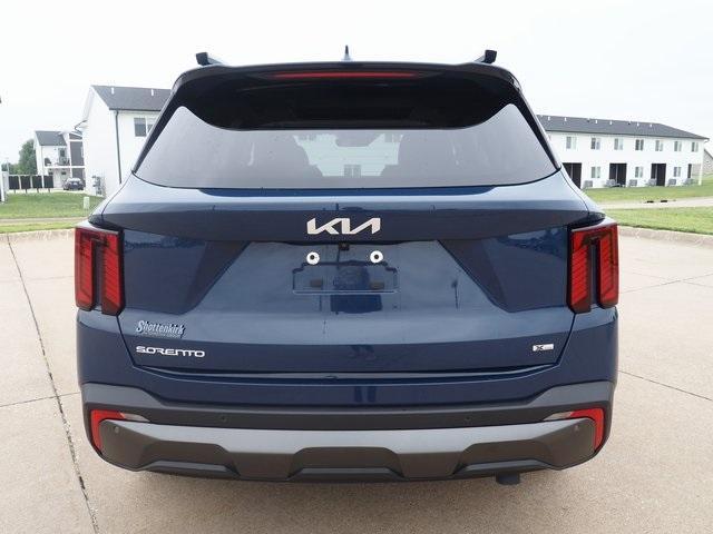 used 2024 Kia Sorento car, priced at $38,888