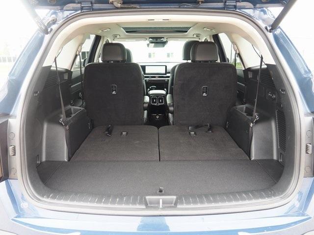 used 2024 Kia Sorento car, priced at $38,888