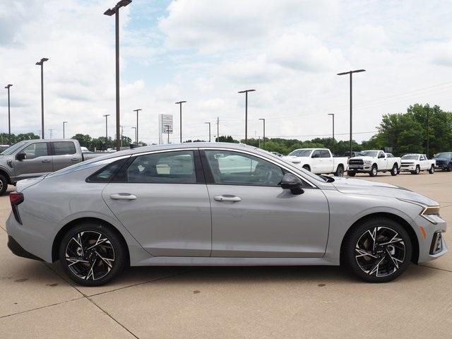 new 2025 Kia K5 car, priced at $33,940