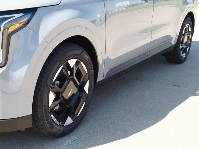 new 2026 Kia Carnival car, priced at $43,415
