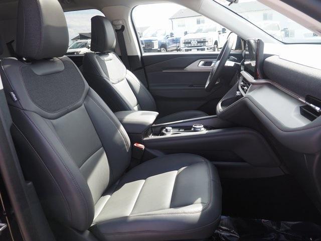 new 2025 Ford Explorer car, priced at $47,084