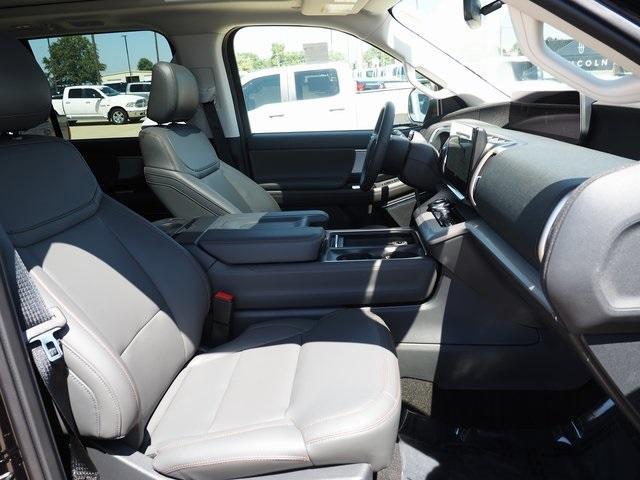 new 2025 Ford Expedition Max car, priced at $73,754