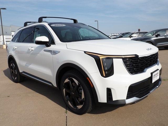 new 2025 Kia Sorento Hybrid car, priced at $44,360