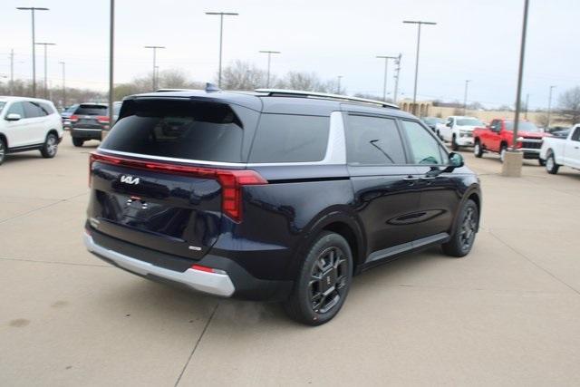 new 2025 Kia Carnival Hybrid car, priced at $44,435