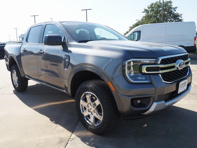 new 2025 Ford Ranger car, priced at $40,945