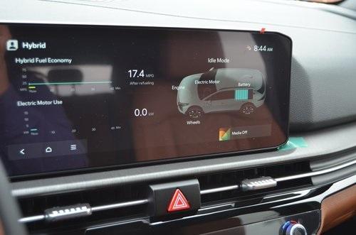 new 2026 Kia Sportage Hybrid car, priced at $37,135