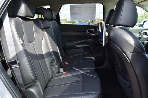 new 2026 Kia Sorento car, priced at $40,840