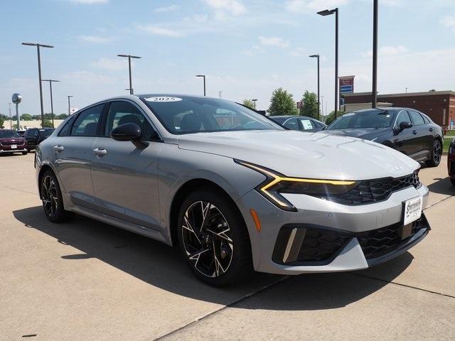 new 2025 Kia K5 car, priced at $33,645