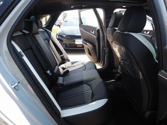 new 2025 Kia K5 car, priced at $33,645