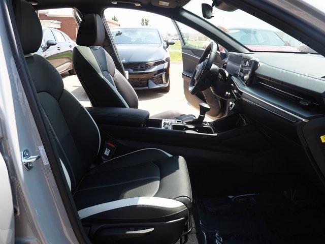 new 2025 Kia K5 car, priced at $33,645