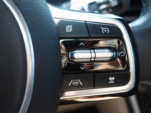 used 2024 Kia Carnival car, priced at $43,885