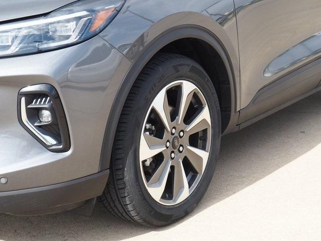 used 2023 Ford Escape car, priced at $28,775