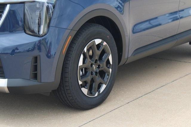 new 2025 Kia Sorento car, priced at $40,020