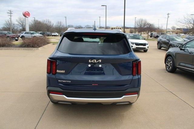 new 2025 Kia Sorento car, priced at $40,020