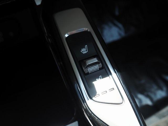 new 2025 Kia Sorento Hybrid car, priced at $49,025