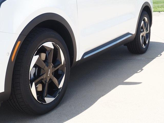 new 2025 Kia Sorento Hybrid car, priced at $49,025