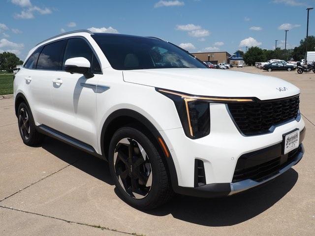 new 2025 Kia Sorento Hybrid car, priced at $49,025