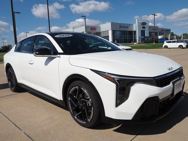 new 2025 Kia K4 car, priced at $29,055