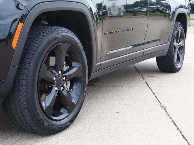 used 2022 Jeep Grand Cherokee L car, priced at $30,885