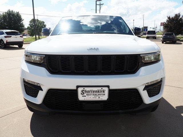 new 2025 Jeep Grand Cherokee car, priced at $48,250