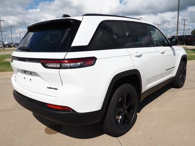 new 2025 Jeep Grand Cherokee car, priced at $48,250