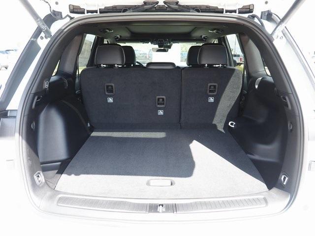 new 2025 Jeep Grand Cherokee car, priced at $48,250