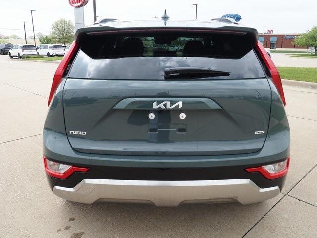 new 2025 Kia Niro car, priced at $34,065