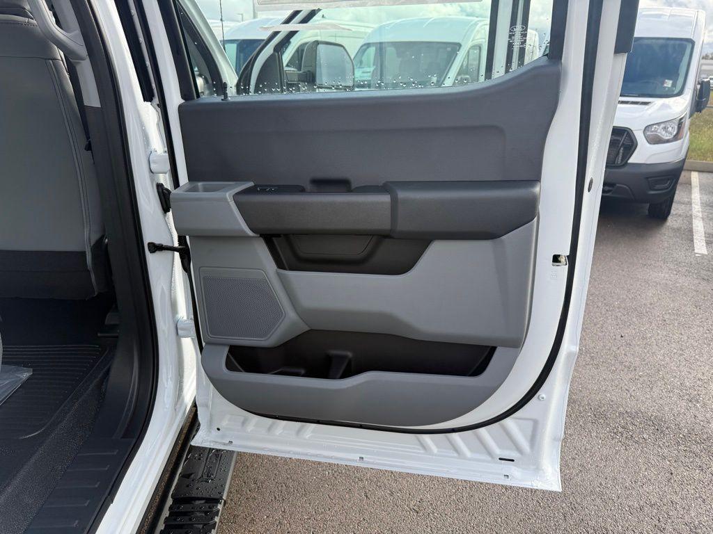 new 2026 Ford F-350 car, priced at $69,399