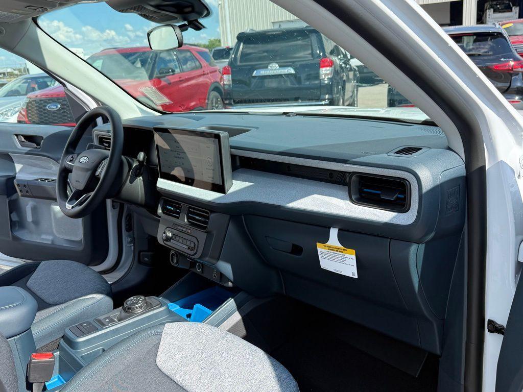 new 2025 Ford Maverick car, priced at $32,177