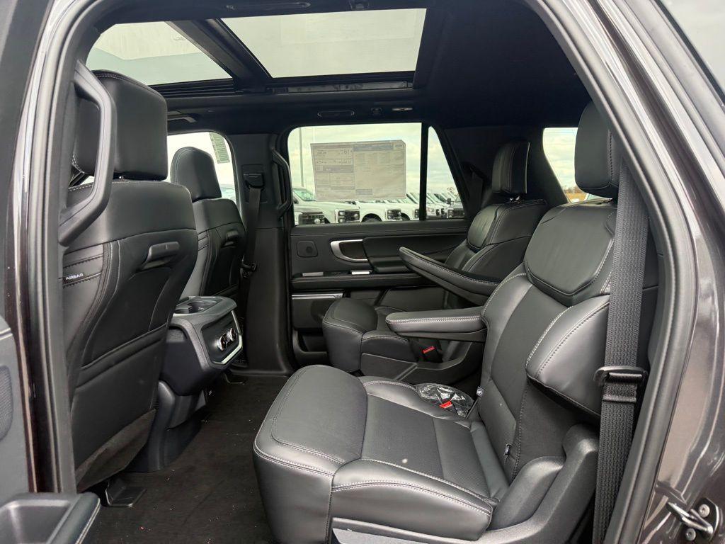 new 2025 Ford Expedition Max car, priced at $84,141