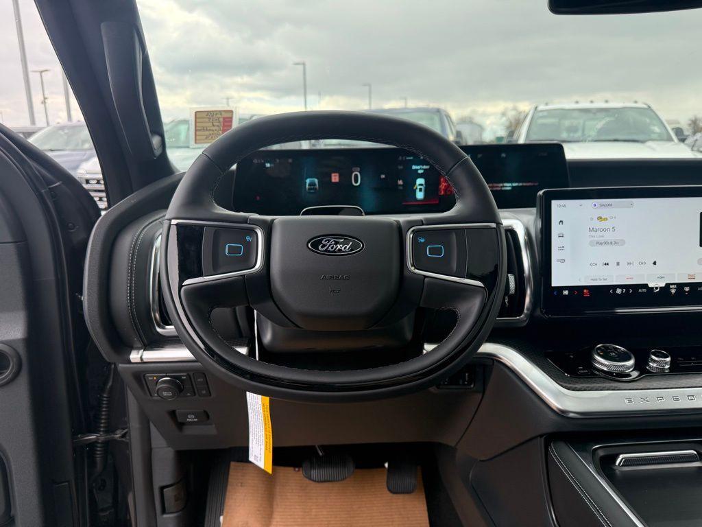 new 2025 Ford Expedition Max car, priced at $84,141