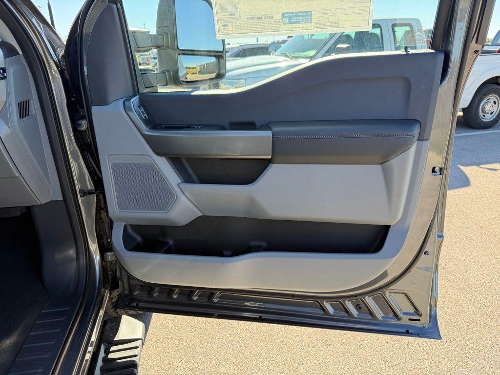 new 2026 Ford F-350 car, priced at $61,148