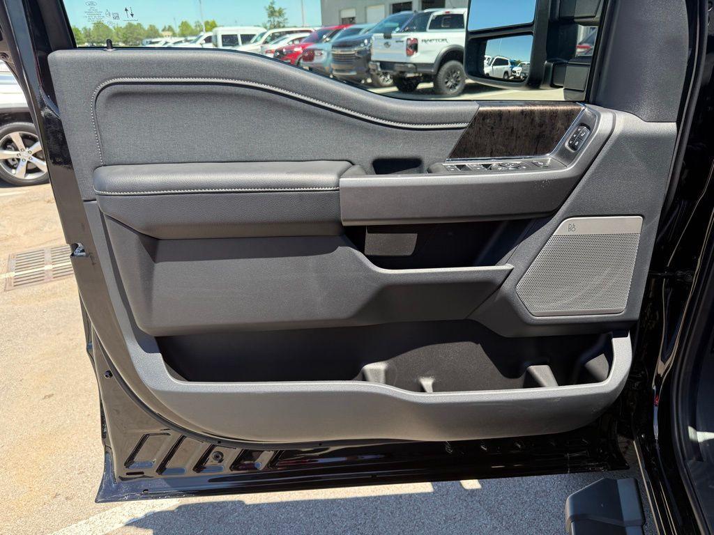 new 2025 Ford F-350 car, priced at $79,957