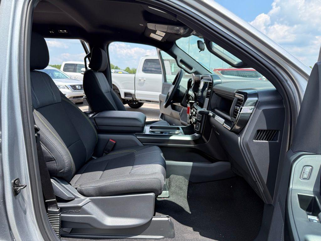 new 2025 Ford F-150 car, priced at $43,922