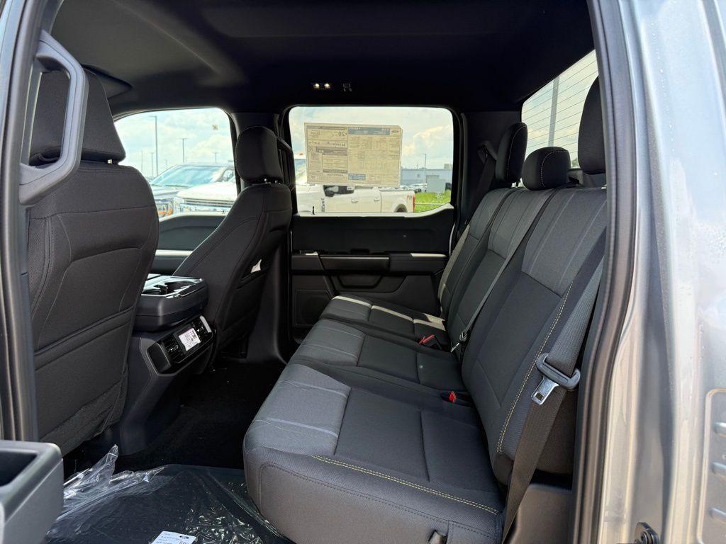new 2025 Ford F-150 car, priced at $43,922