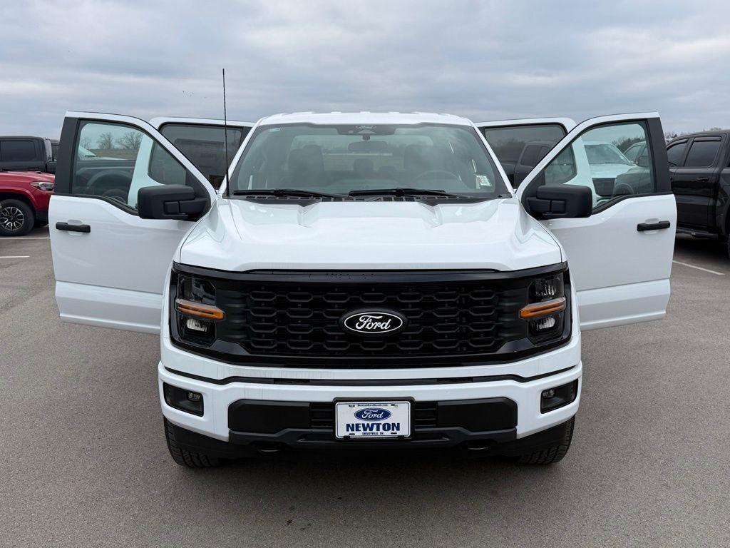 new 2024 Ford F-150 car, priced at $45,262