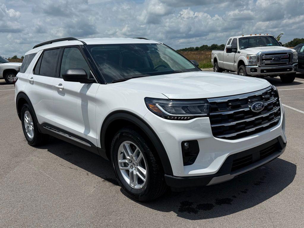 new 2025 Ford Explorer car, priced at $41,617