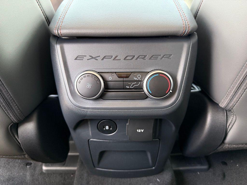 new 2025 Ford Explorer car, priced at $41,617